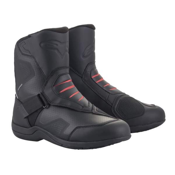 Motorcycle boots  by Alpinestars