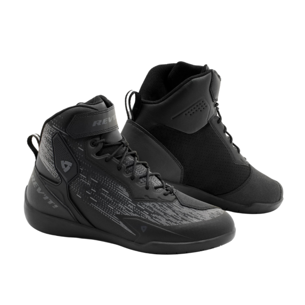 Motorcycle shoes  by Rev'it!