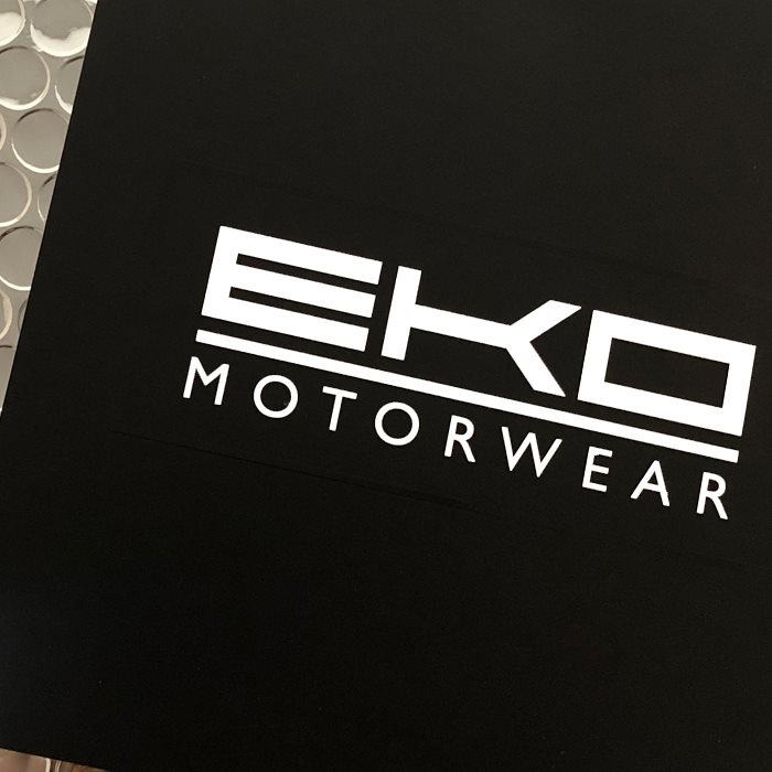 Un chèque-cadeau d'EKO Motorwear est le cadeau idéal.