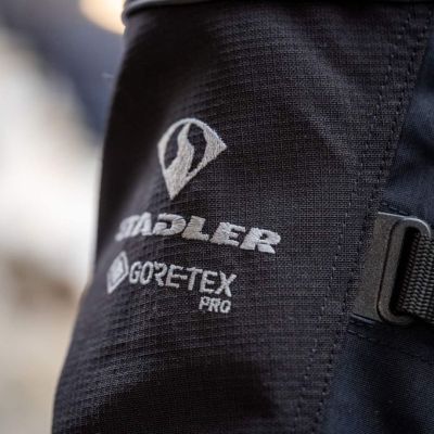 VÃªtements de Stadler chez EKO Motorwear