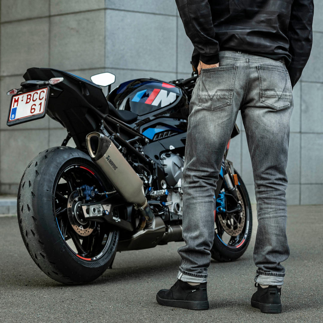 Jeansbroek voor op de motor mannen veilig
